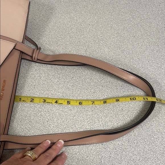 Michael Kors Whitney large leather  Pink Tote Bag with Elegant Design - Picture 13 of 16